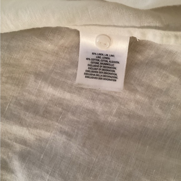 White Linen/Cotton Button-Up Shirt with Embellishments - Picture 9 of 10